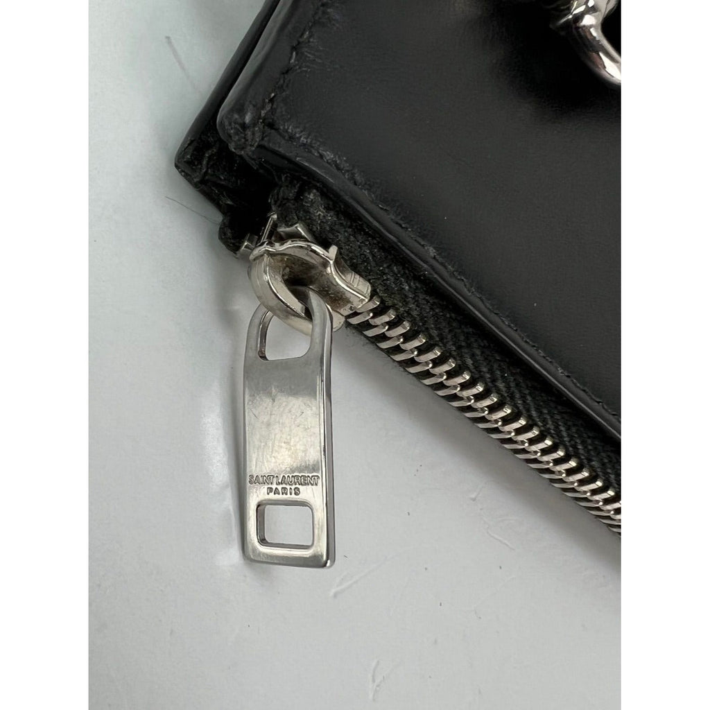 Túi đựng I-Pad bằng da trơn màu đen của Saint Laurent