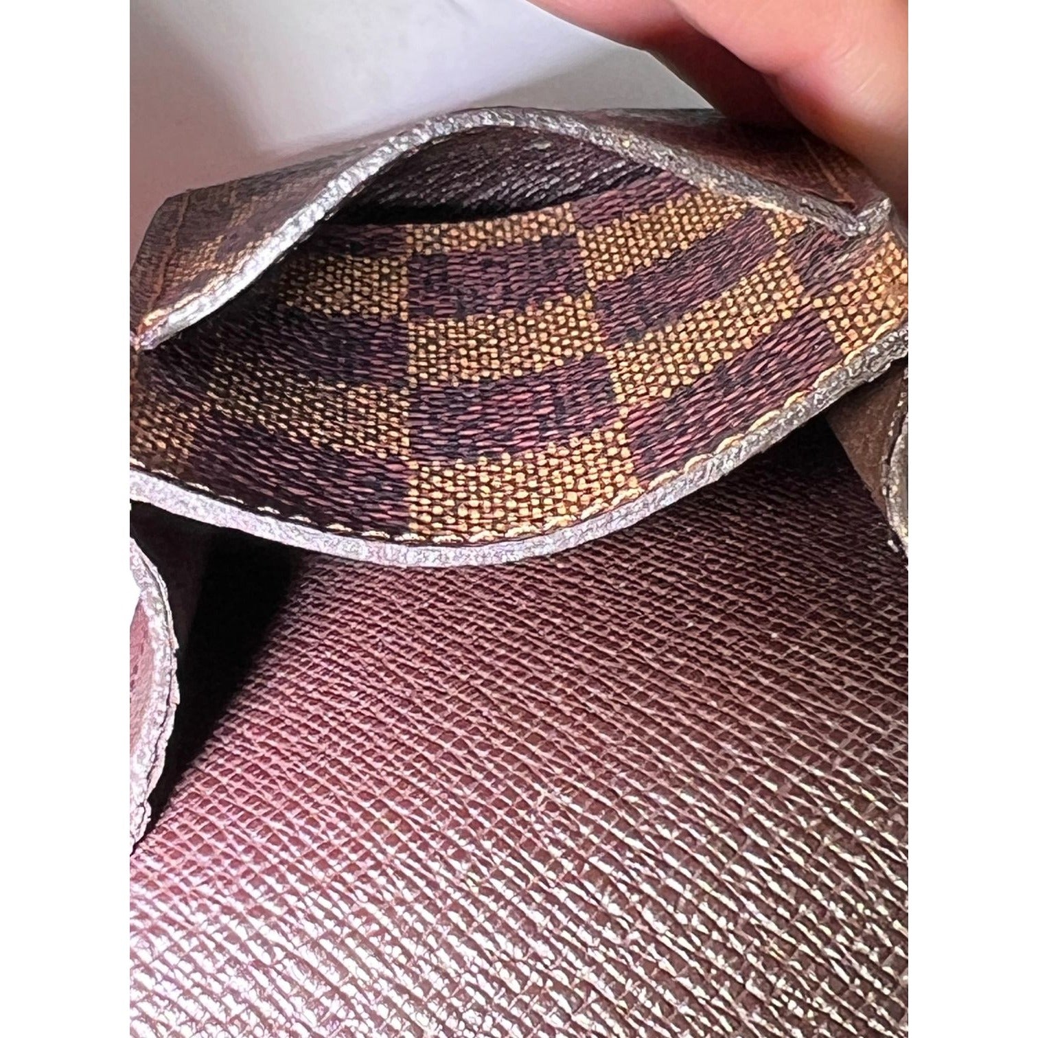 Túi đựng mỹ phẩm đựng thẻ thuốc lá LOUIS VUITTON Damier Ebene