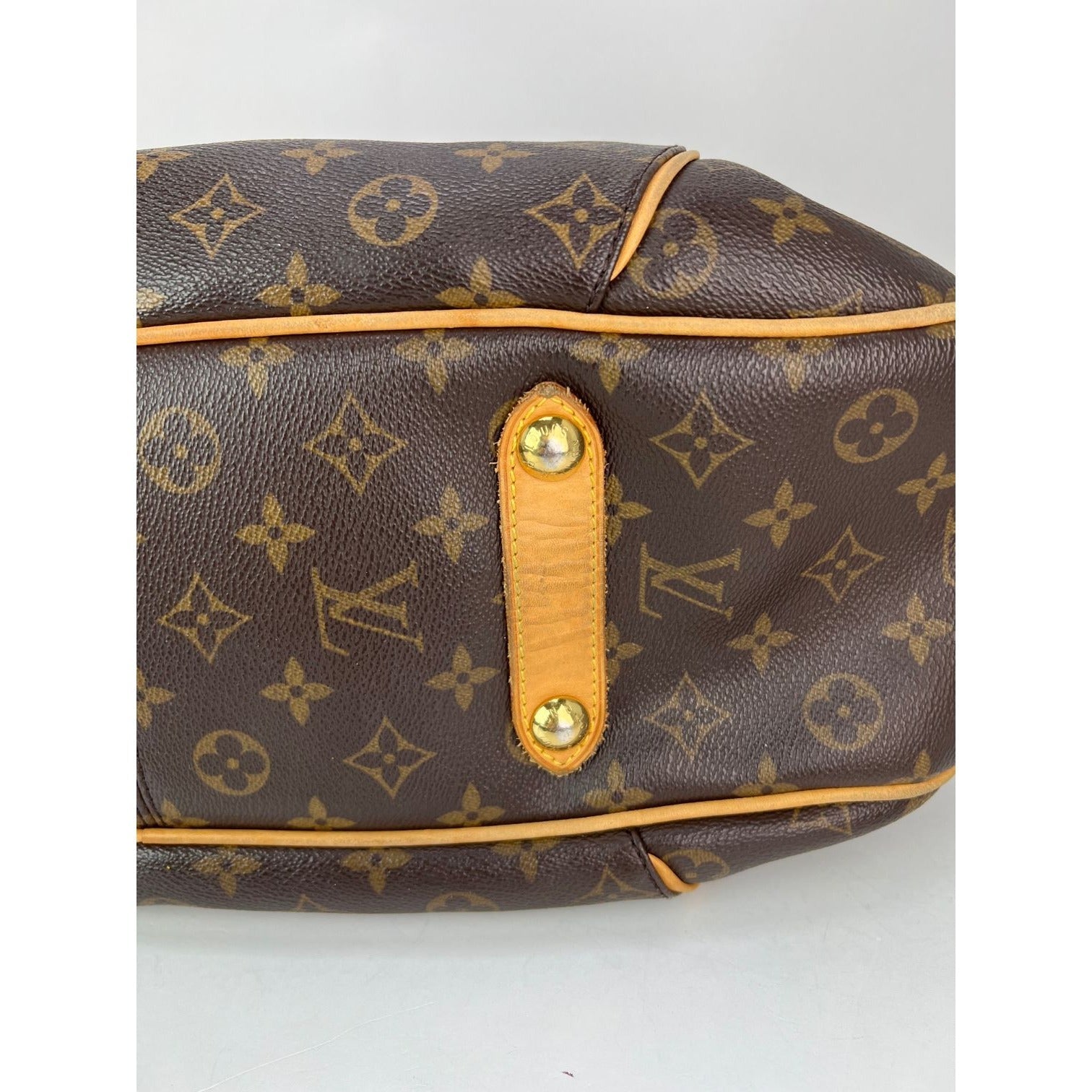 Túi đeo vai LOUIS VUITTON Galliera GM Monogram