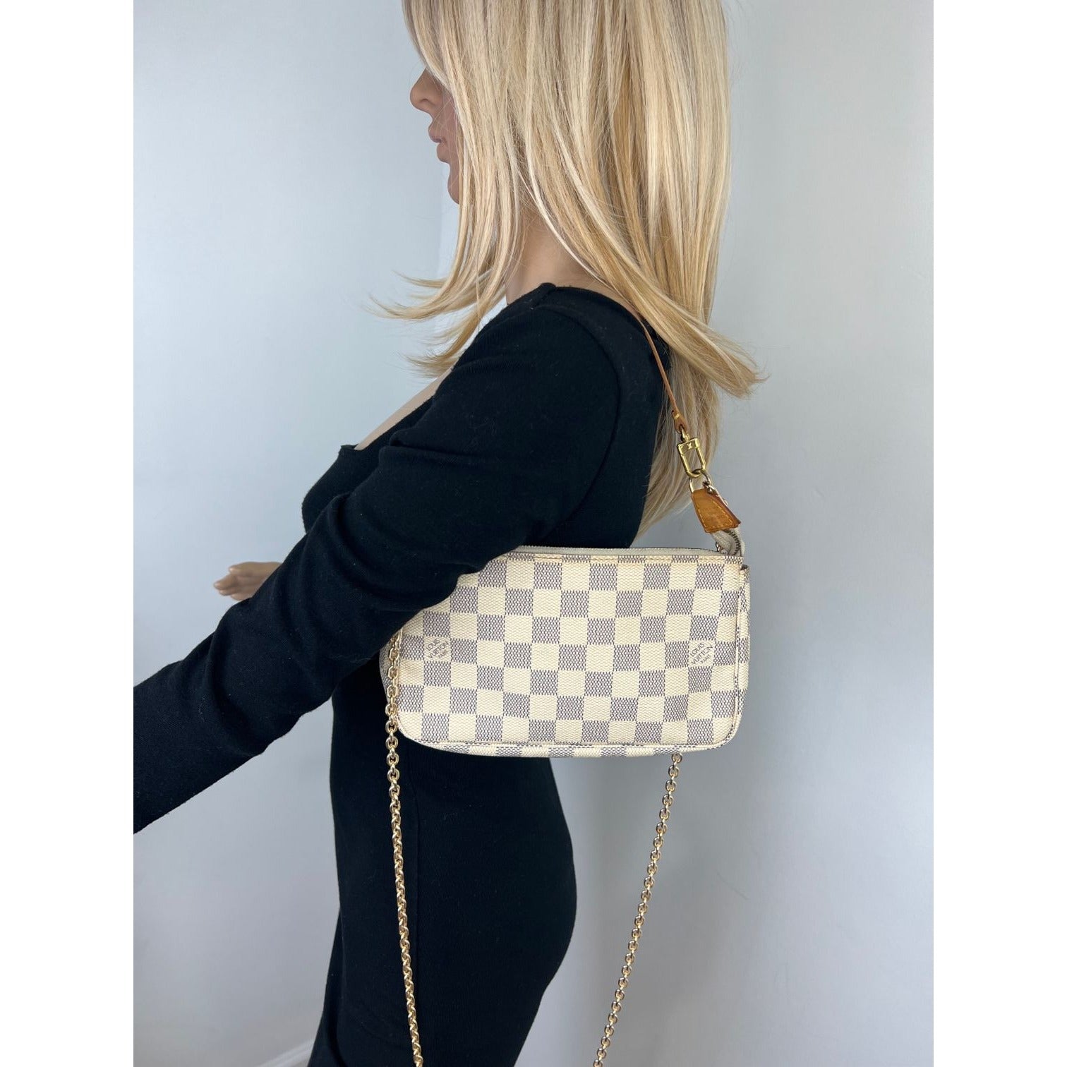 Phụ kiện túi xách Louis Vuitton Túi Damier Azur màu trắng