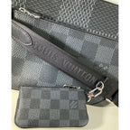 Túi xách nam LOUIS VUITTON Trio Messenger Damier Graphite