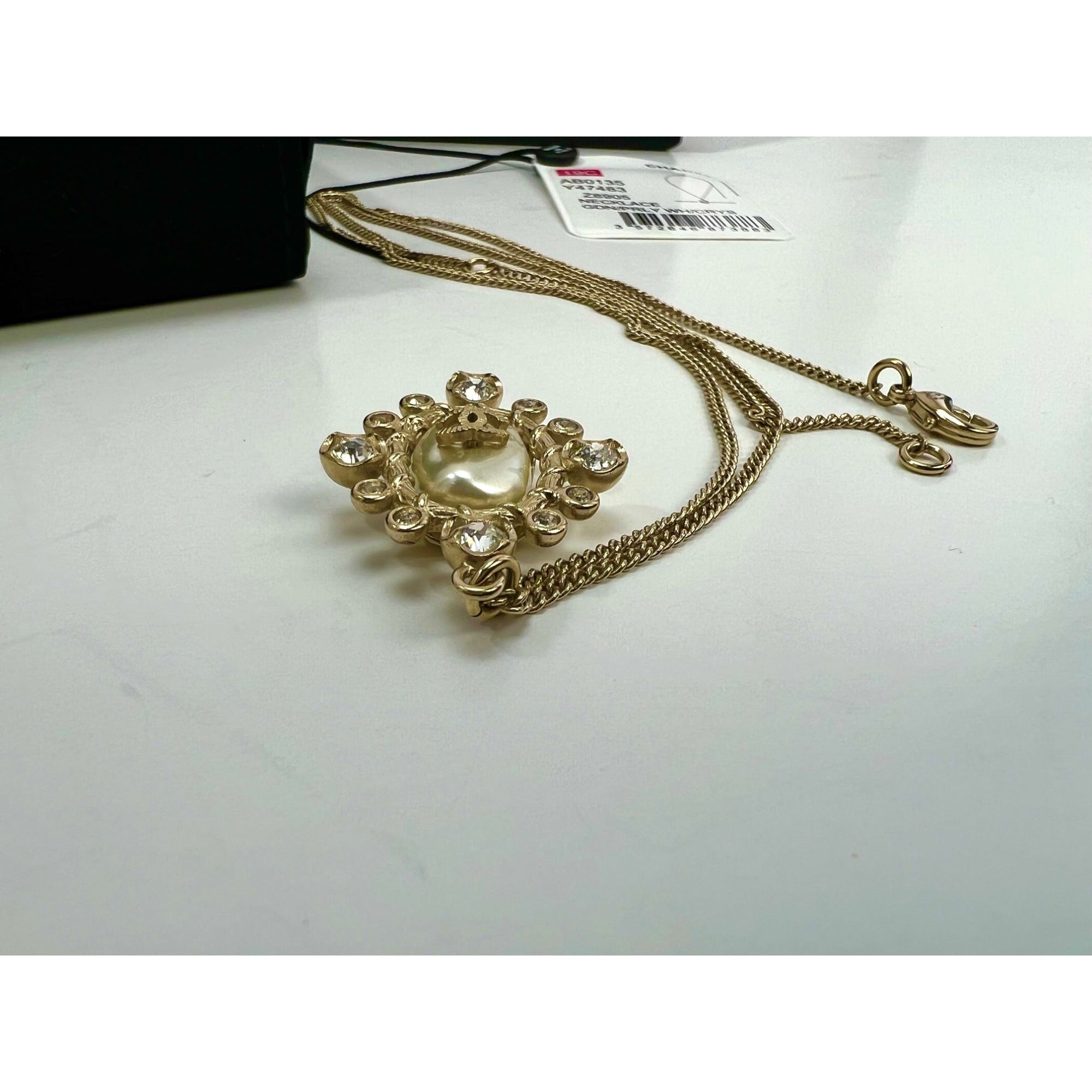 Dây chuyền Chanel Crystal CC Vàng Ngọc trai Trang sức thời trang