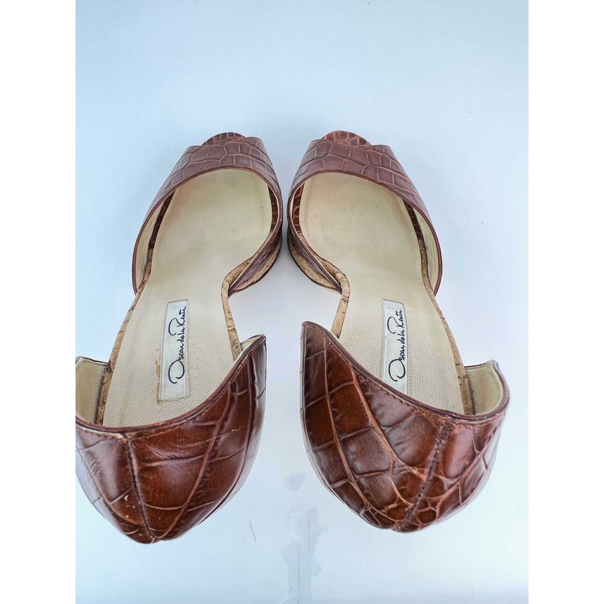 Giày cao gót hình cá sấu Oscar de la Renta Peep Toe
