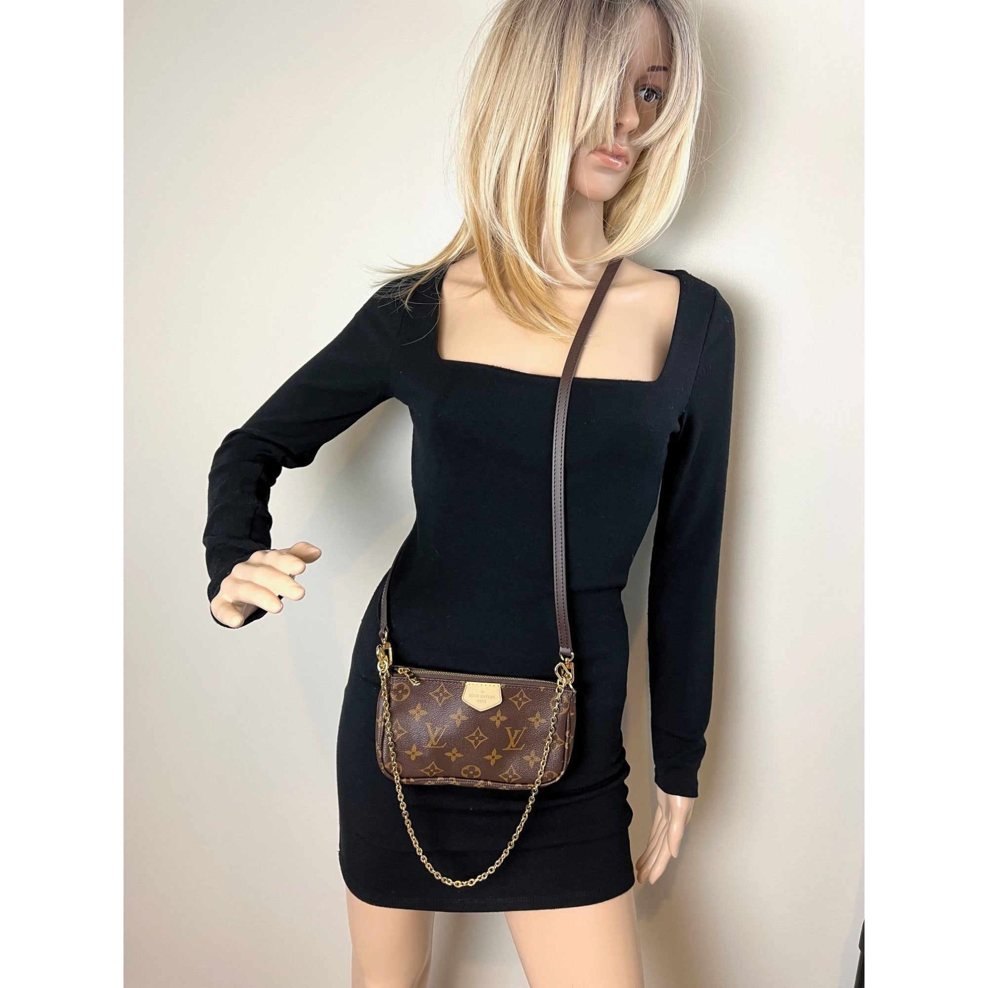 Louis Vuitton Pochette từ túi đeo vai Multi Pochette