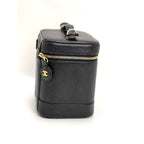 Túi đựng mỹ phẩm Chanel Vanity Cosmetic Case màu đen bằng da Caviar