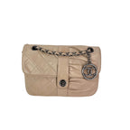 Túi đeo vai Chanel Lambskin Quilted Pile Ou Face Flap màu be Clair
