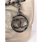 Túi đeo vai Chanel Lambskin Quilted Pile Ou Face Flap màu be Clair