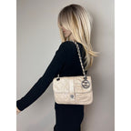Túi đeo vai Chanel Lambskin Quilted Pile Ou Face Flap màu be Clair