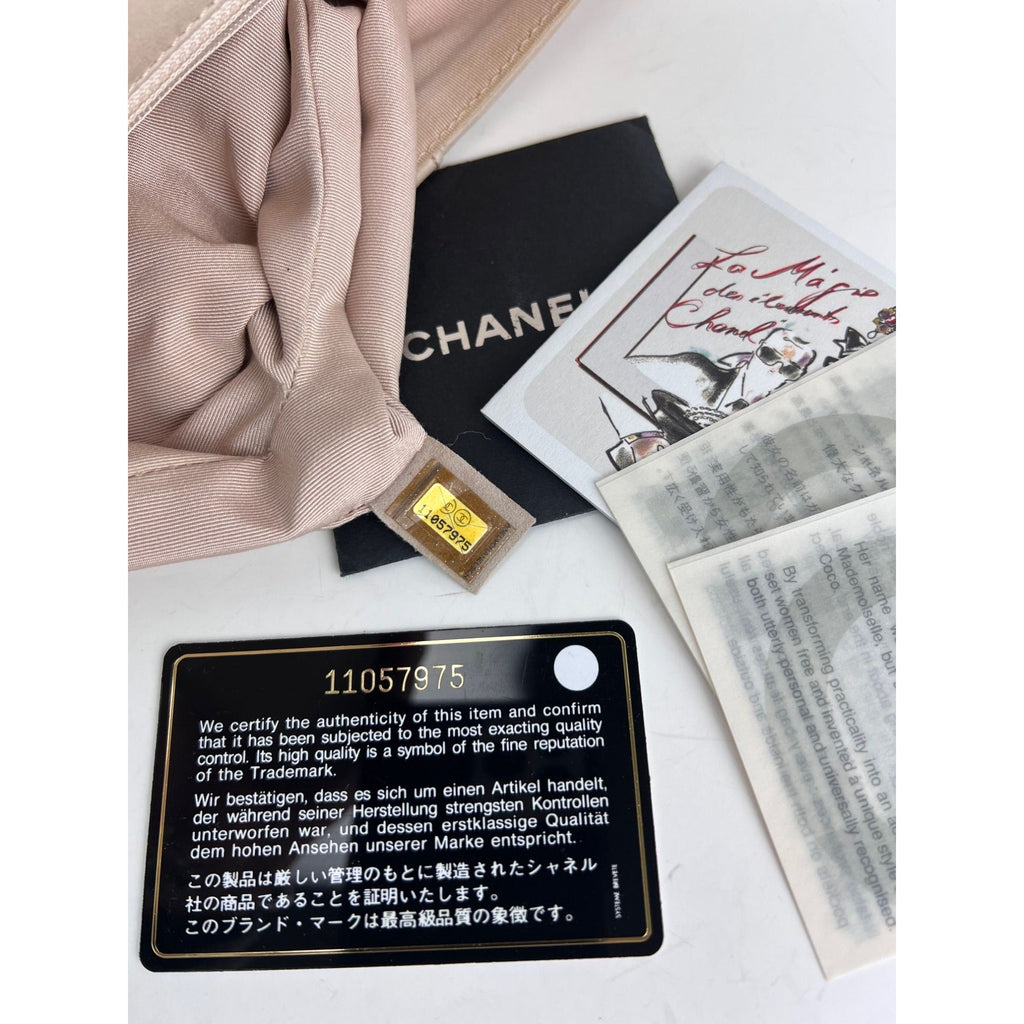 Túi đeo vai Chanel Lambskin Quilted Pile Ou Face Flap màu be Clair