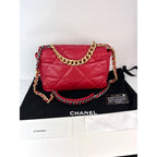 Túi xách Chanel 19 cỡ lớn bằng da dê chần bông màu bạc và vàng đỏ