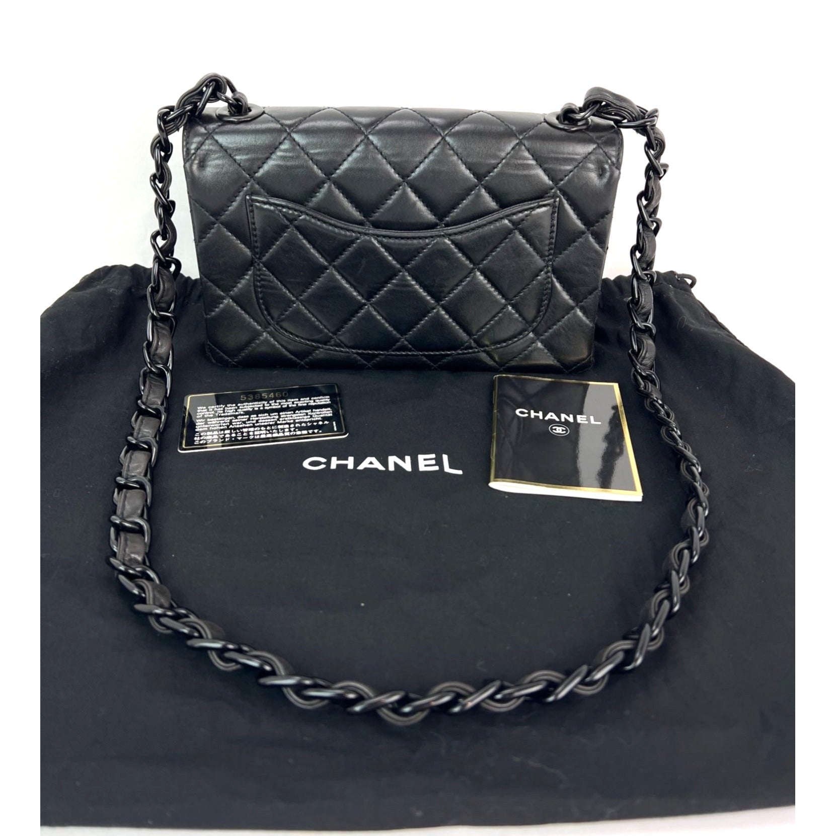Túi Chanel Vintage Quilted Lambskin Black Resin Chain Small Classic Single Flap Bag HIẾM