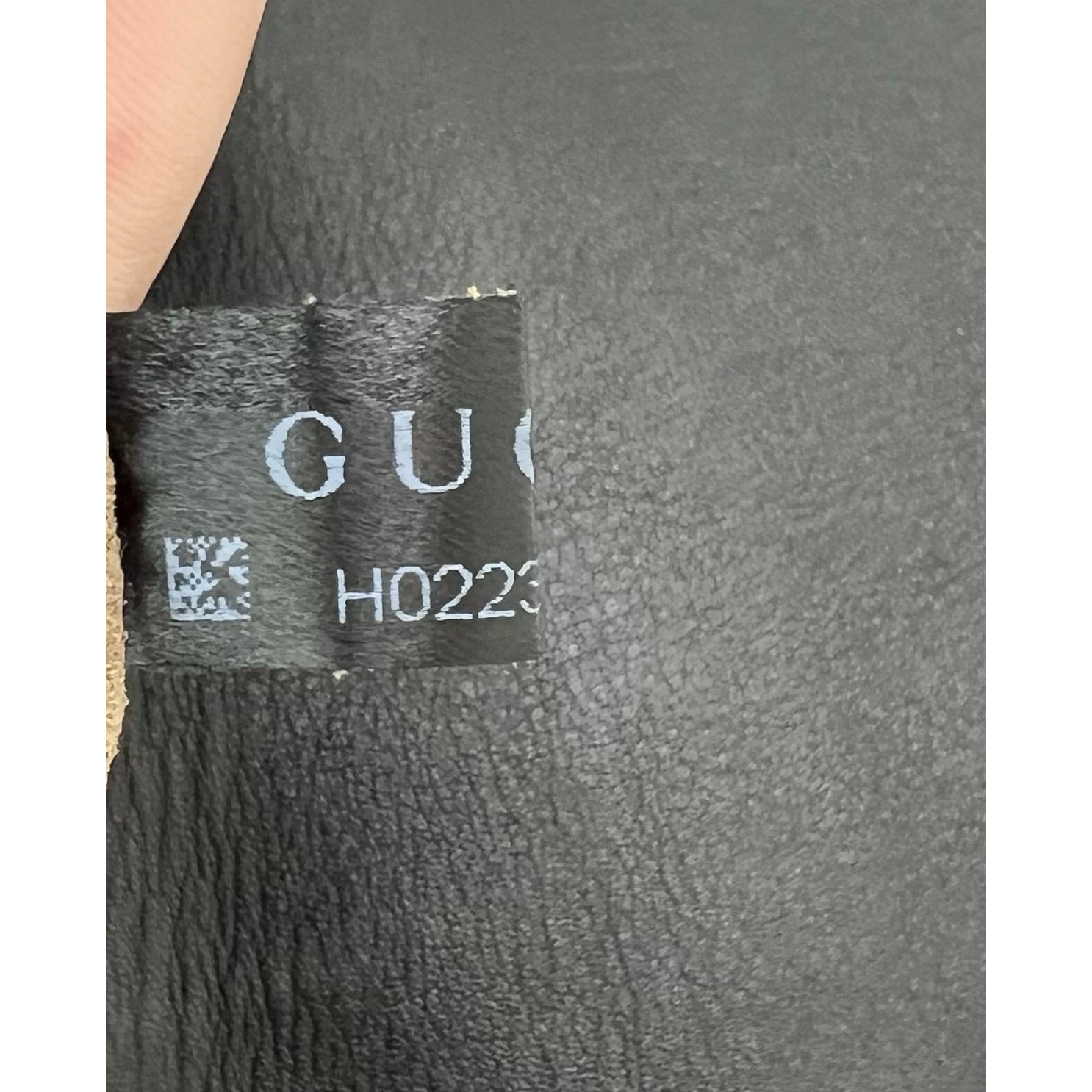 Túi đeo vai Gucci GG Supreme Web Padlock màu đen