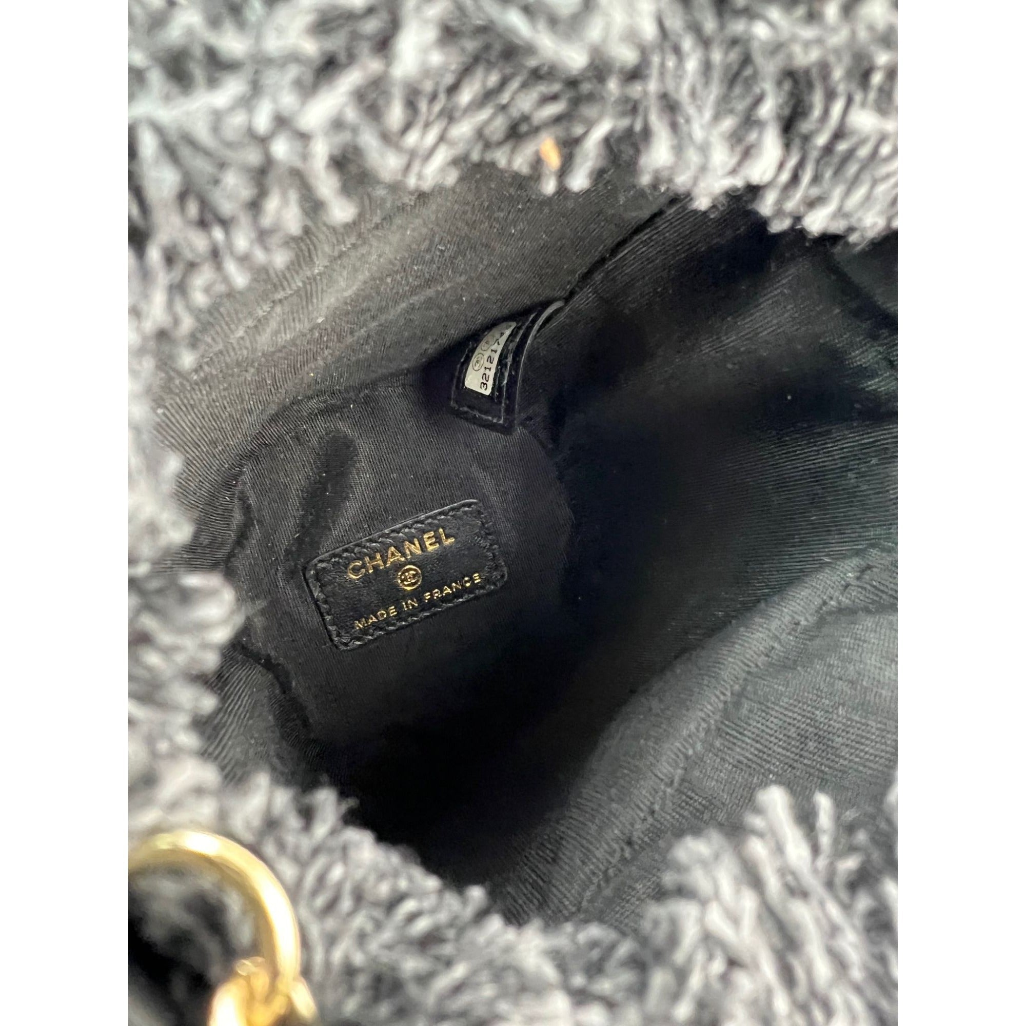 Xô mini Chanel Denim Quilted Mood kèm dây xích màu đen