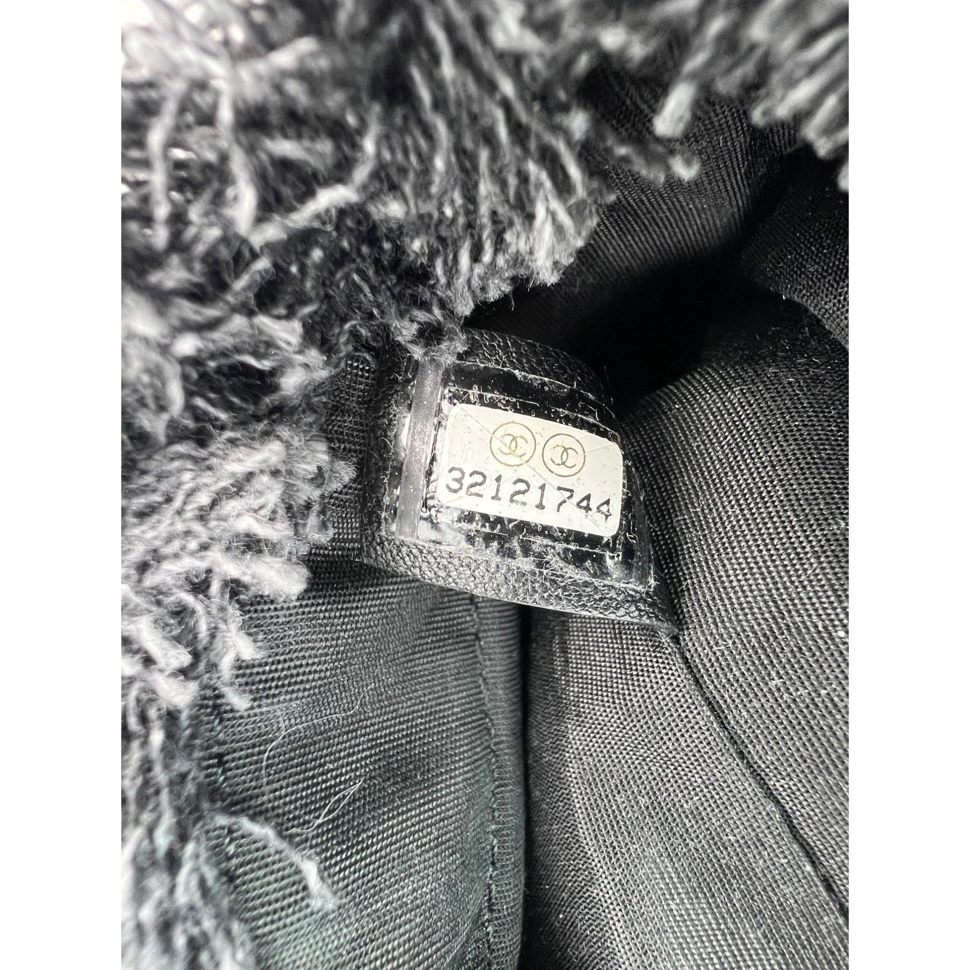 Xô mini Chanel Denim Quilted Mood kèm dây xích màu đen