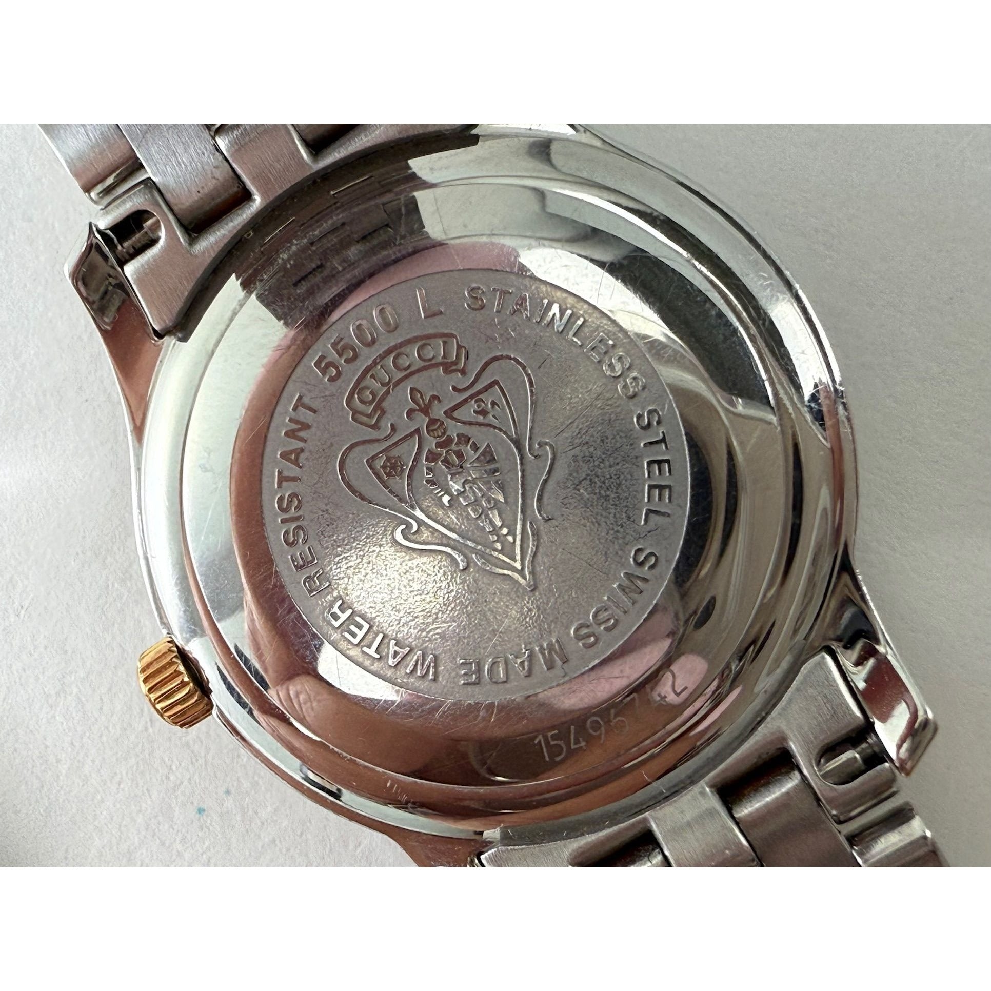 Đồng hồ thạch anh hai tông màu Gucci 5500L dành cho nữ G-Class