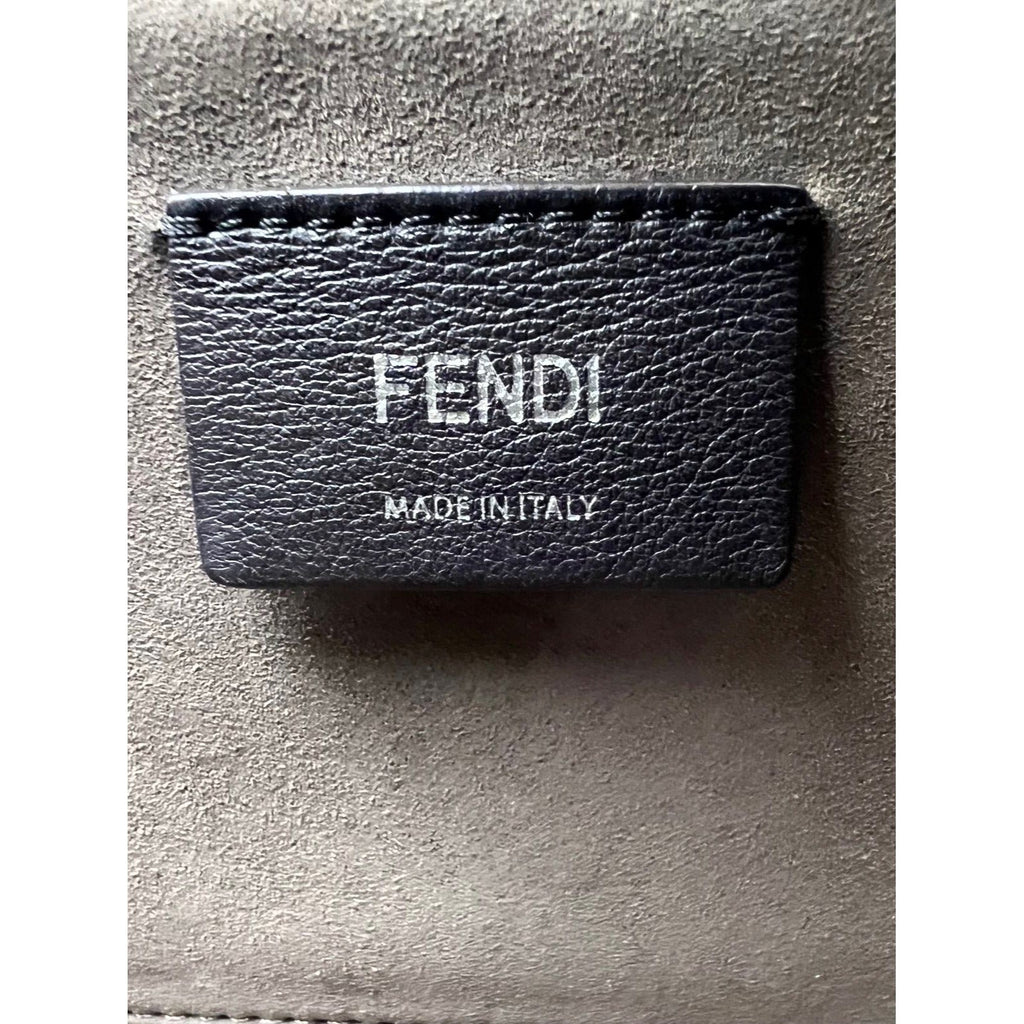 Túi xách đeo vai da Fendi F Kan 1 màu xanh trung bình