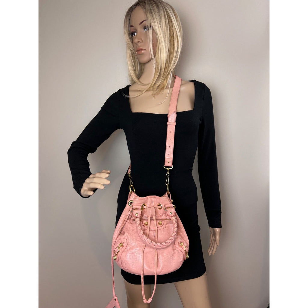 Túi Balenciaga agneau Giant 12 Gold Hardware Mini Pompon Rose Pink Bucket Bag
