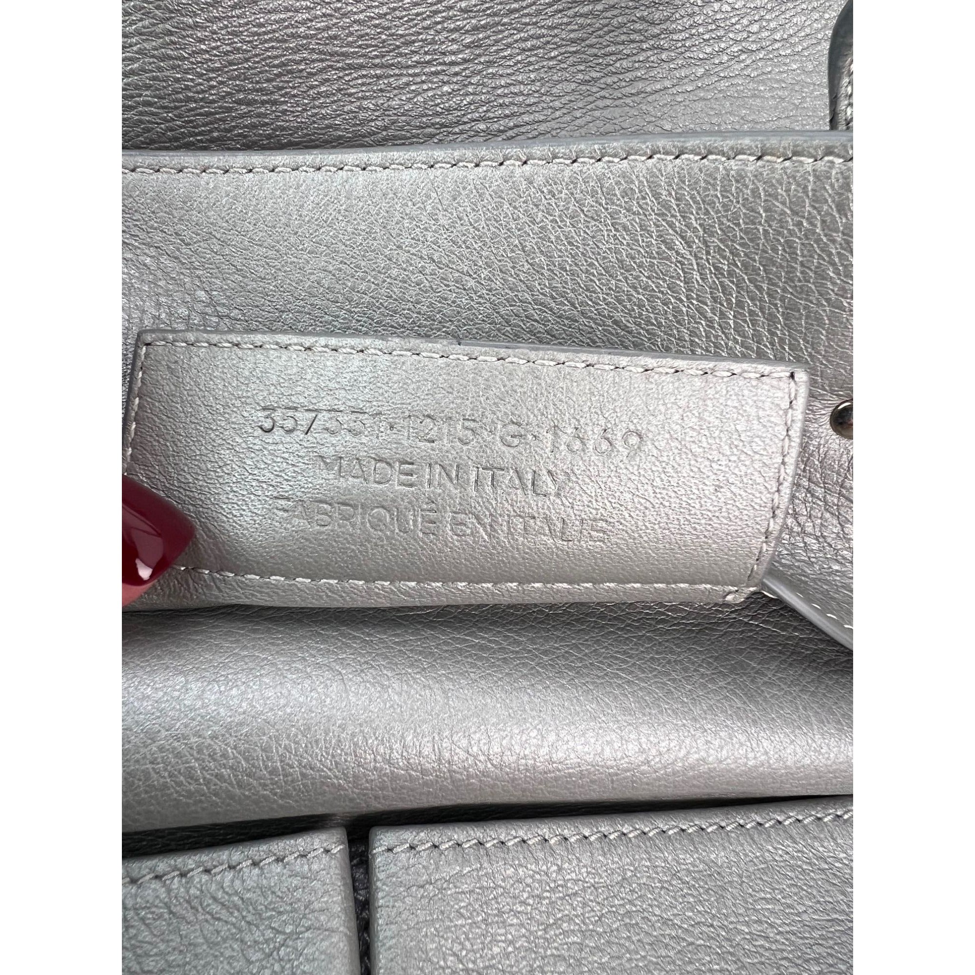 Túi đeo vai Balenciaga Veau Papier A4 màu xám có khóa kéo